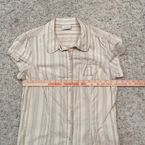🛑Free with $10 purchase🛑 Womens XL Arizona button down top. - Picture 5 of 8